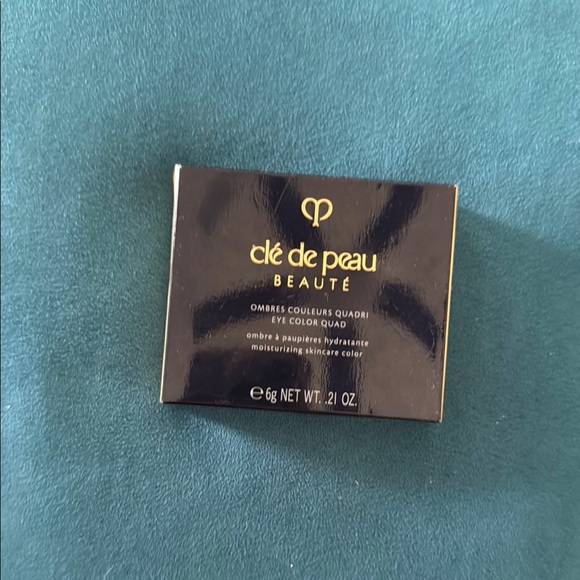 Clé de Peau Eyeshadow quad 7 starlight splendor